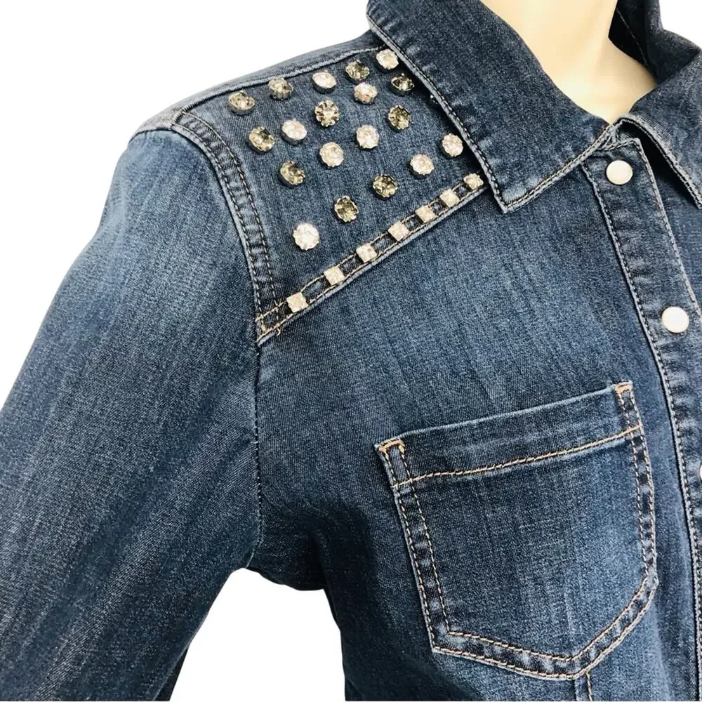 Chicos Size 0 Denim Snap Front Tunic Top Long Sleeve Western Style Bling Yoke